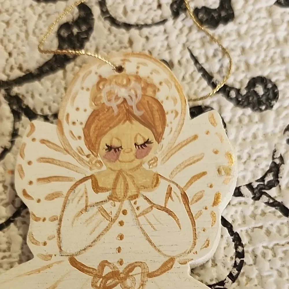 Source Unknown it ornament approximately